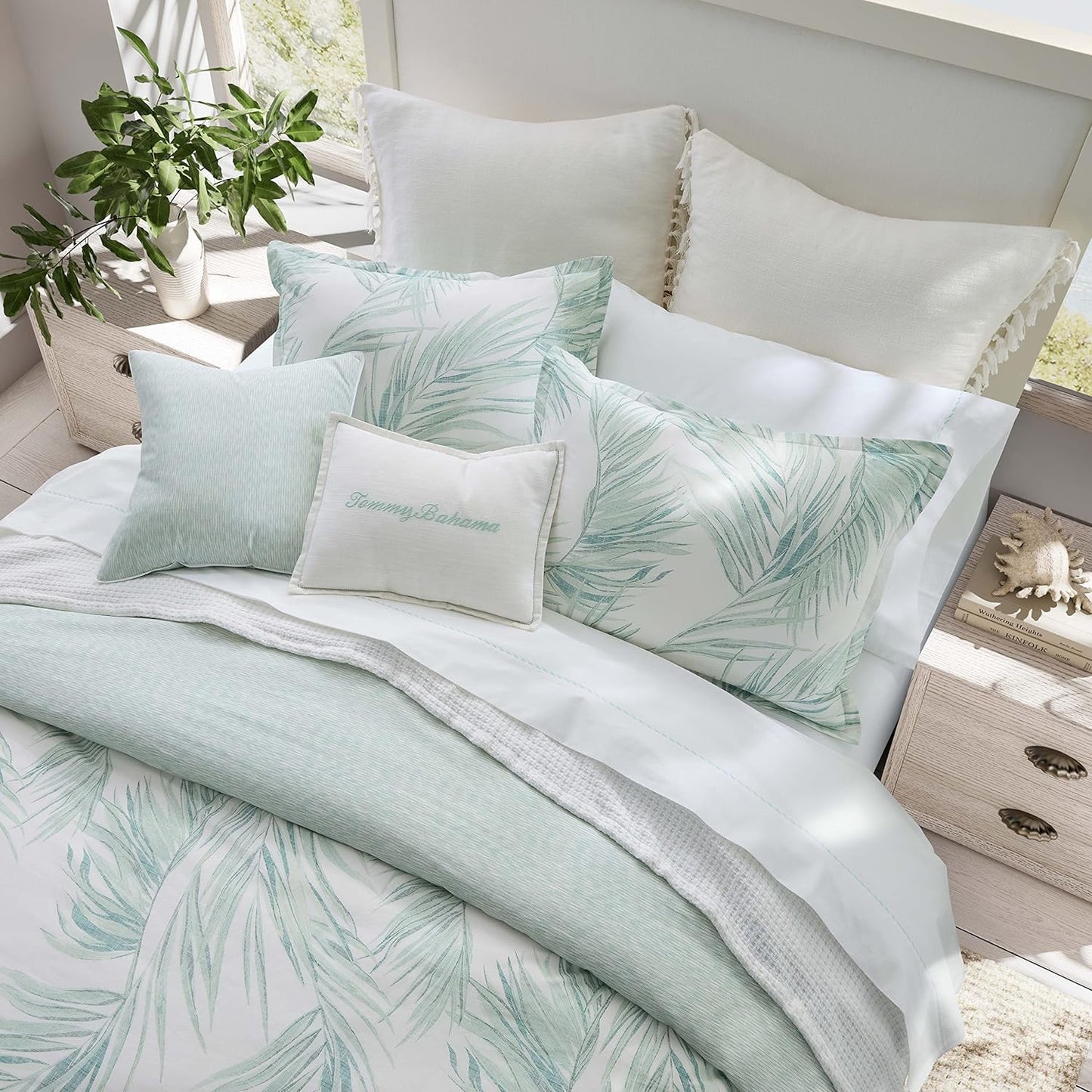 Tommy Bahama- King Comforter Set